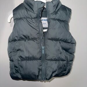 Old Navy Charcoal Quilted Vest